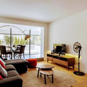 Marques De Pombal Terrace By Lisbon Village Apartments